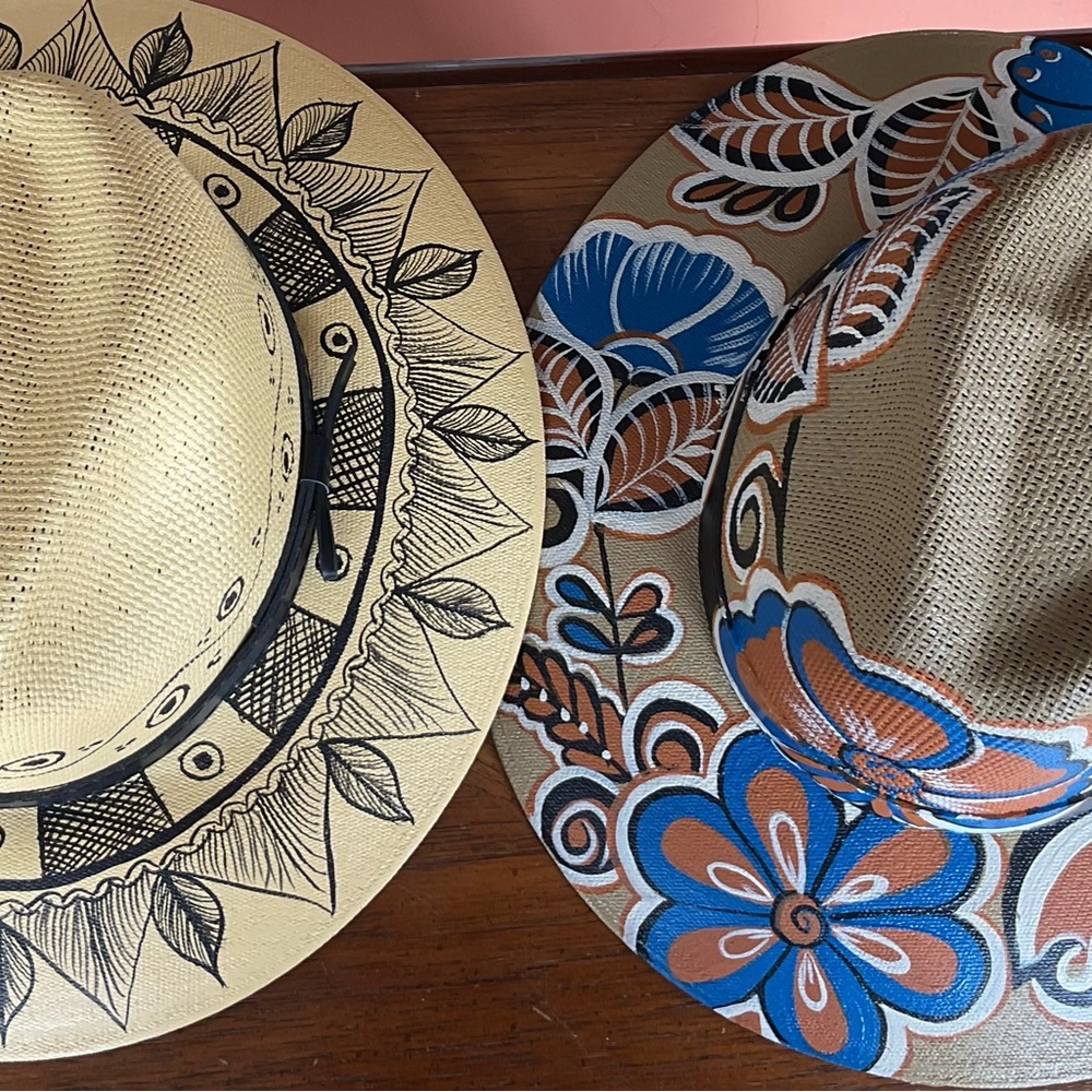 Hands painted hat